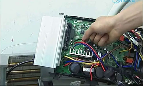 南宁市美的空调电话是多少